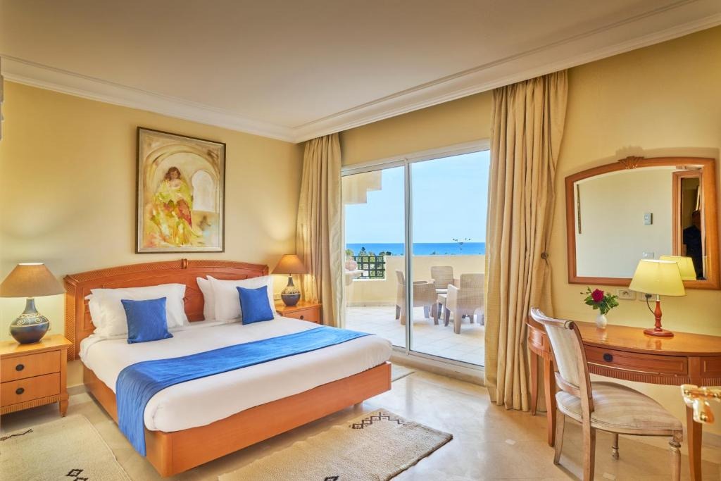 هتل نهروییس ریزورت و تالاسو